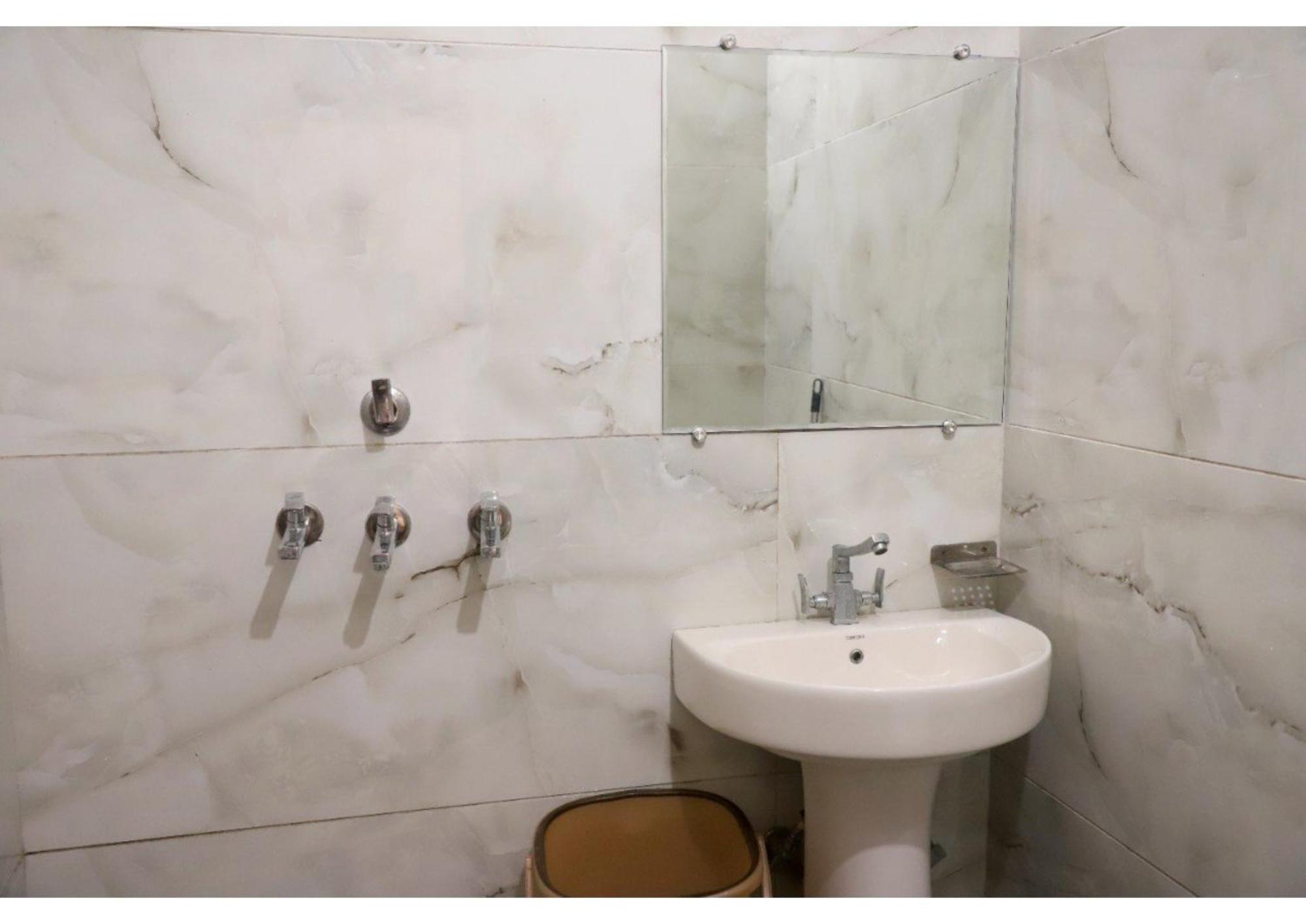 Rk Lodge Амритсар Екстериор снимка