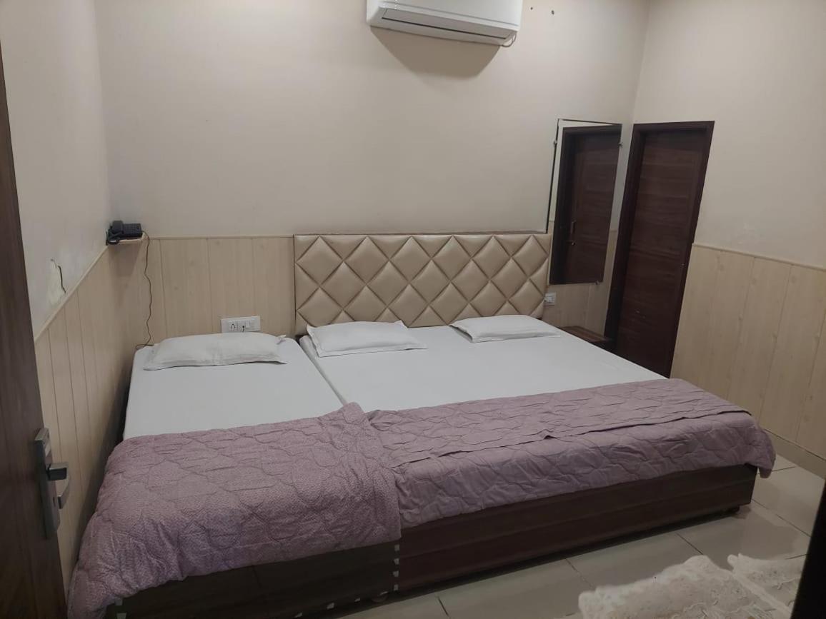 Rk Lodge Амритсар Екстериор снимка